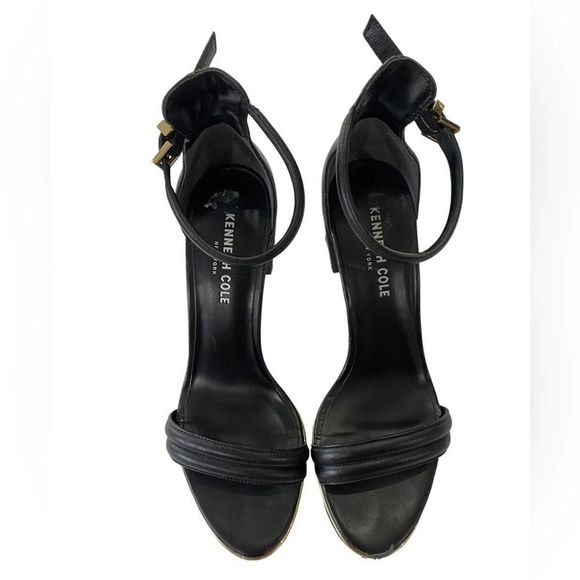Kenneth Cole Lisa Black Suede Heels Sandals size  7.5 Embroidered Floral Chunky - Picture 2 of 9